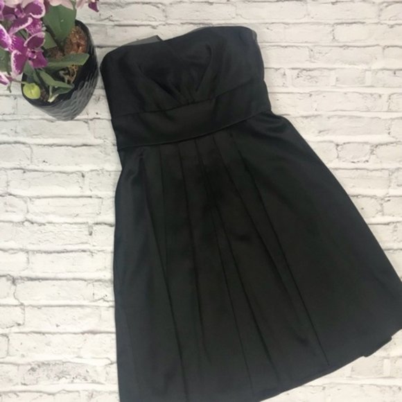 WHBM Strapless Fit and Flare Little Black Dress 2 - Picture 1 of 6